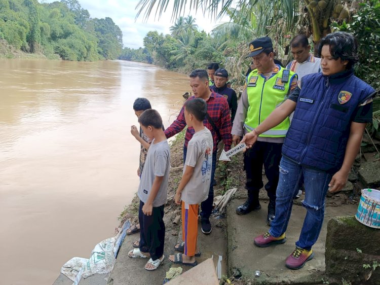 Lokasi pelejar SMP di OKU, Sumatera Selatan tenggelam di Sungai Ogan saat hendak mengambil air. (Dokumentasi Polisi)